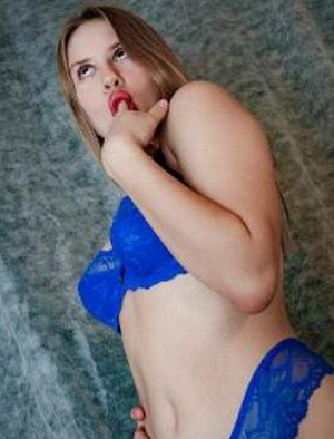 Кариночка — эротические фото